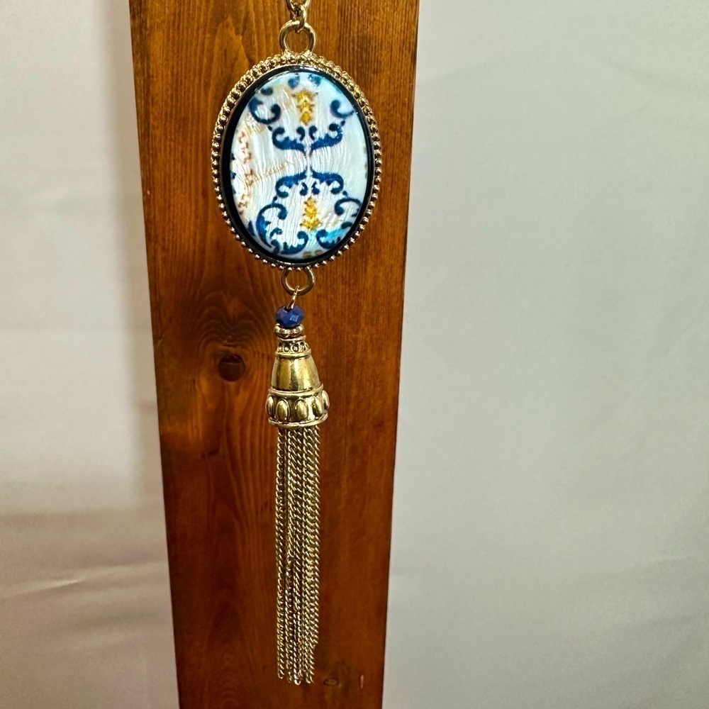 Ruby Rd Gold Tone Long Necklace Chain With Pendant Tassel Locket 24 inches Boho